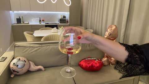 Media: syka0001 Stripchat 2024-09-28 17:18:00