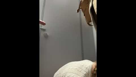 Media: _angelari_ Stripchat 2024-09-29 20:11:00