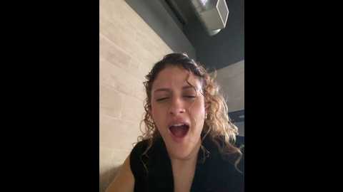 Media: alana15 Stripchat 2024-09-29 19:18:00