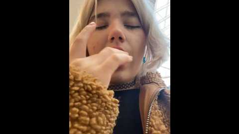 Media: baby__naughty Stripchat 2024-09-29 12:15:00
