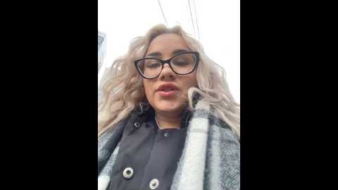 Media: charming_evaa Stripchat 2024-09-29 08:50:00