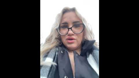 Media: charming_evaa Stripchat 2024-09-29 10:47:00