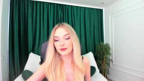 Media: flowerylove_1 Stripchat 2024-09-29 11:46:00