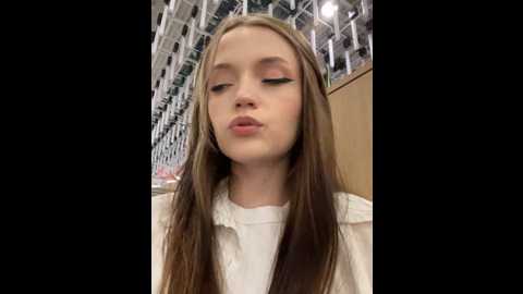Media: jessi_meow Stripchat 2024-09-29 15:42:00