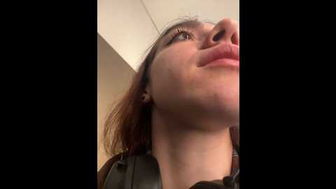 Media: lily__belle Stripchat 2024-09-29 13:08:00