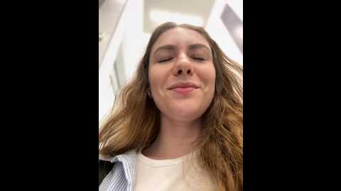 Media: mariid Stripchat 2024-09-29 14:40:00