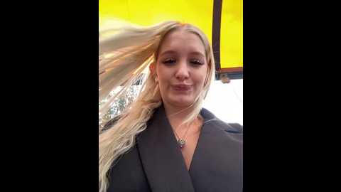 Media: milkyy_wway Stripchat 2024-09-29 07:23:00