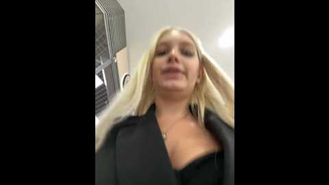 Media: milkyy_wway Stripchat 2024-09-29 09:59:00