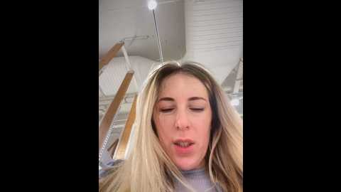 Media: mommmyyummy Stripchat 2024-09-29 10:43:00