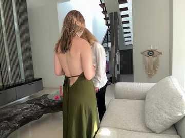 Media: nura_n_sarah Stripchat 2024-09-29 09:01:00