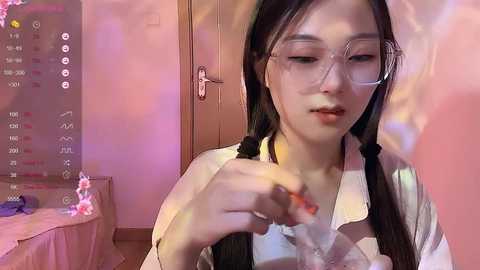 Media: sweet_angel999 Stripchat 2024-09-29 16:49:00