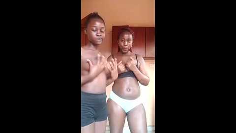 Media: swit_virgin22 Stripchat 2024-09-29 05:04:00
