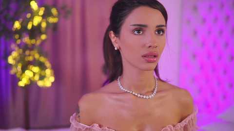 Media: theayana Stripchat 2024-09-29 12:30:00