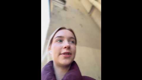 Media: baby_tiny Stripchat 2024-09-30 11:10:00