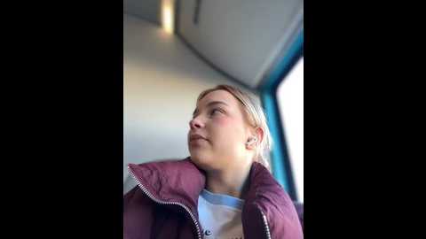 Media: baby_tiny Stripchat 2024-09-30 11:25:00