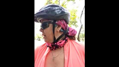 Media: emma_tour Stripchat 2024-09-30 15:47:00