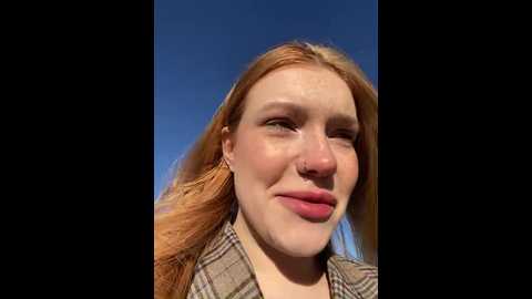 Media: honey___hot Stripchat 2024-09-30 13:50:00