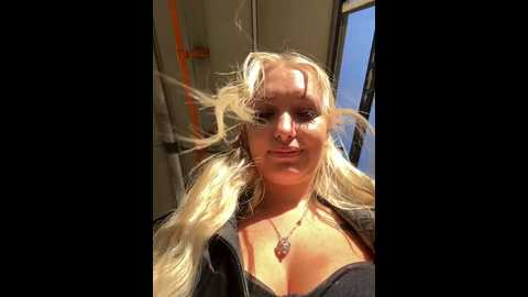 Media: milkyy_wway Stripchat 2024-09-30 09:13:00