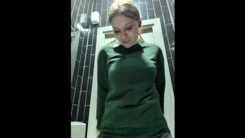 Media: morphine_666 Stripchat 2024-09-30 08:43:00