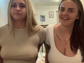 Media: sexyyduoxx Stripchat 2024-09-30 19:26:00