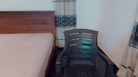 Media: sony_cam Stripchat 2024-09-30 18:54:00