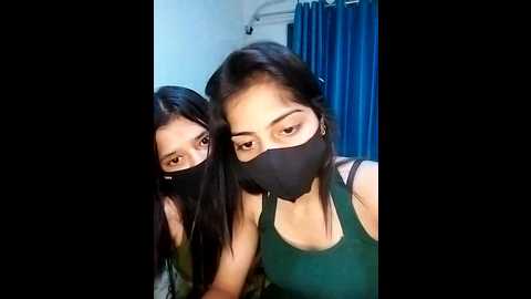 Media: tannu_tanya Stripchat 2024-09-30 18:30:00