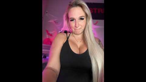 Media: _rapunzel_ Stripchat 2024-10-01 05:07:00