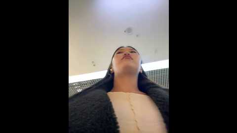 Media: aiko_yumi Stripchat 2024-10-01 13:33:00