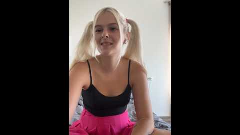 Media: allylove03 Stripchat 2024-10-01 08:40:00