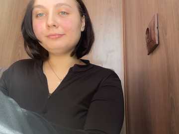 Media: ashleycolee Stripchat 2024-10-01 09:49:00