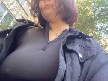 Media: ashleycolee Stripchat 2024-10-01 10:45:00