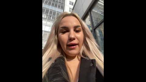 Media: charming_evaa Stripchat 2024-10-01 08:07:00