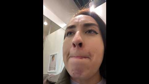 Media: holly_play Stripchat 2024-10-01 17:01:00