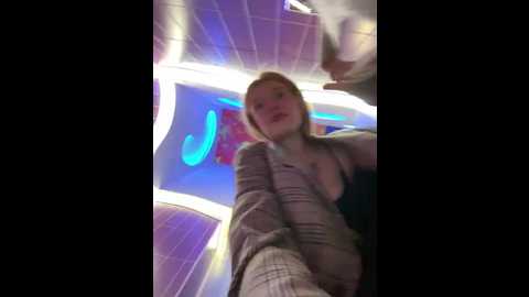 Media: honey___hot Stripchat 2024-10-01 15:58:00