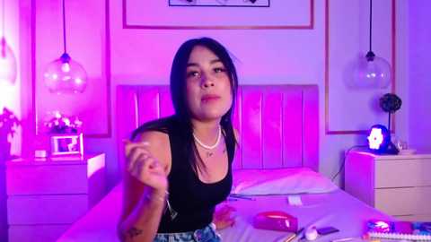 Media: jasmine_lander Stripchat 2024-10-01 20:32:00