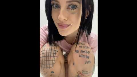 Media: melissa_crazy Stripchat 2024-10-01 19:56:00