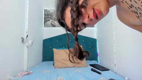 Media: redasshottie Stripchat 2024-10-01 08:04:00