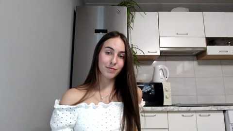 Media: sierrasky_ Stripchat 2024-10-01 17:13:00