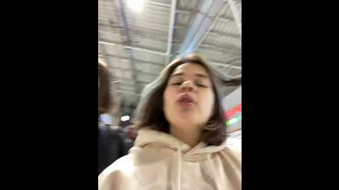 Media: suziemurray Stripchat 2024-10-01 08:30:00