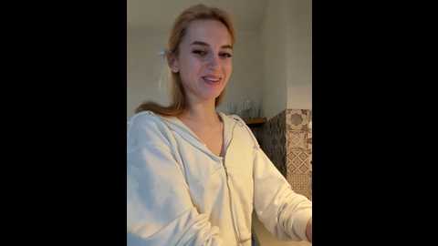 Media: _angelari_ Stripchat 2024-10-02 09:13:00