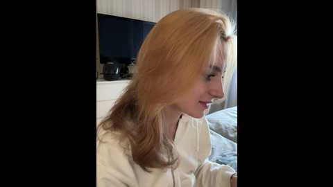 Media: _angelari_ Stripchat 2024-10-02 11:18:00