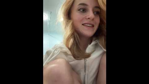 Media: _angelari_ Stripchat 2024-10-02 11:46:00