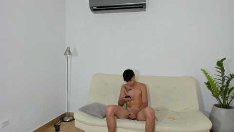 Media: alice_rookie Stripchat 2024-10-02 05:25:00