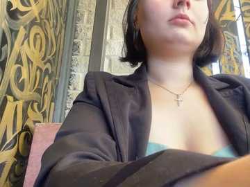 Media: ashleycolee Stripchat 2024-10-02 09:29:00