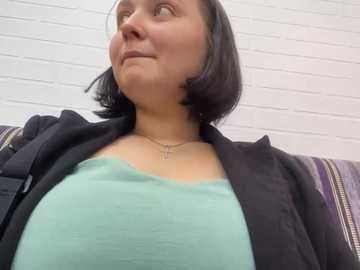 Media: ashleycolee Stripchat 2024-10-02 09:34:00