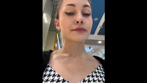 Media: baby_brownie Stripchat 2024-10-02 12:41:00