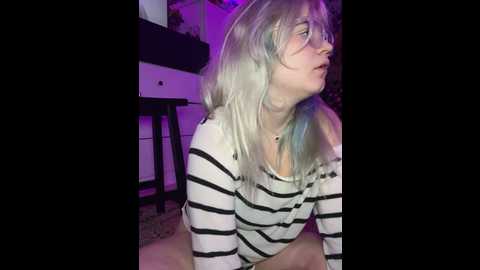 Media: cutiepiespanks Stripchat 2024-10-02 09:54:00