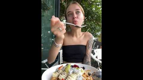 Media: enjoy_my_beauty Stripchat 2024-10-02 06:35:00