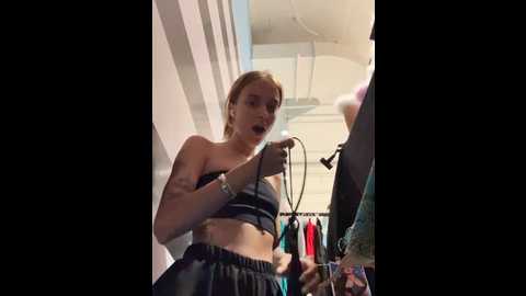 Media: enjoy_my_beauty Stripchat 2024-10-02 07:25:00
