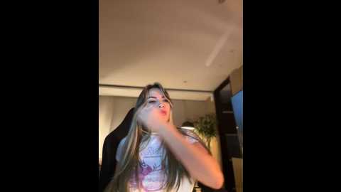 Media: hannabeckett Stripchat 2024-10-02 03:00:00